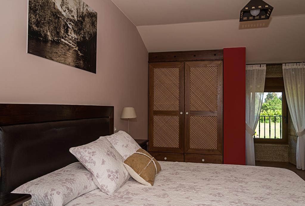 Pensjonat Casa Do Ghabino Santa Comba Pokój zdjęcie